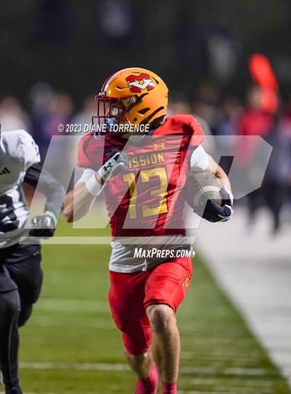 Thumbnail 3 in Servite vs Mission Viejo (CIF-SS D2 Final) photogallery.