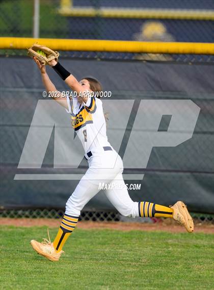 Thumbnail 2 in Bandys @ South Iredell photogallery.