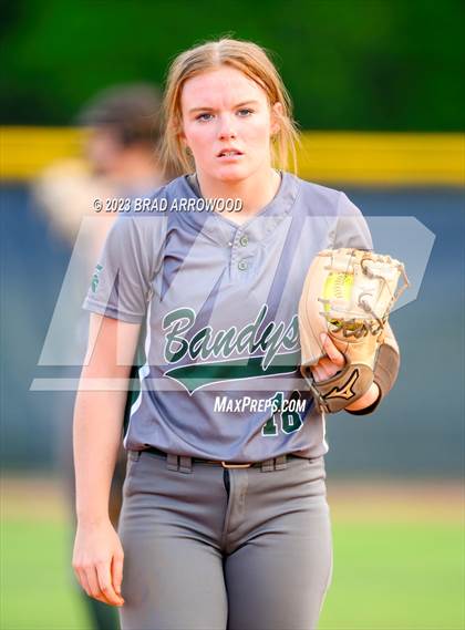 Thumbnail 3 in Bandys @ South Iredell photogallery.