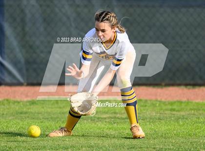 Thumbnail 2 in Bandys @ South Iredell photogallery.