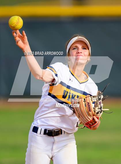 Thumbnail 2 in Bandys @ South Iredell photogallery.