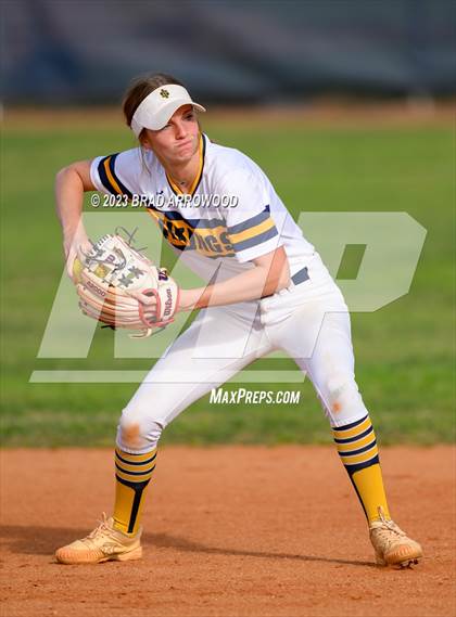 Thumbnail 3 in Bandys @ South Iredell photogallery.