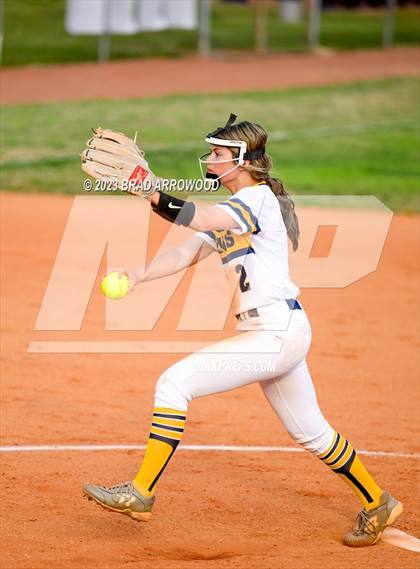 Thumbnail 1 in Bandys @ South Iredell photogallery.