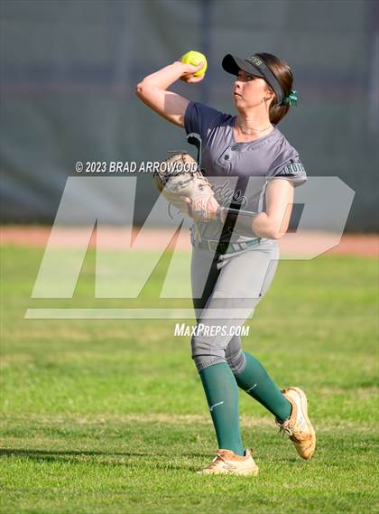Thumbnail 1 in Bandys @ South Iredell photogallery.