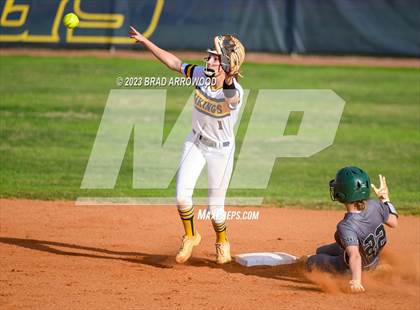Thumbnail 1 in Bandys @ South Iredell photogallery.