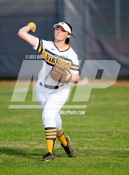 Thumbnail 1 in Bandys @ South Iredell photogallery.