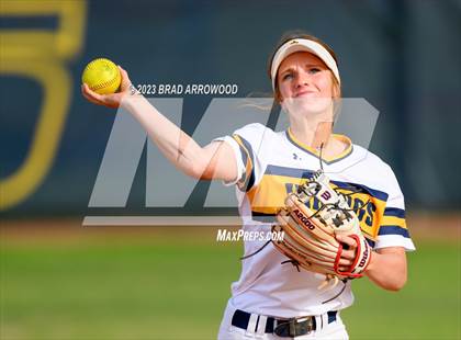 Thumbnail 3 in Bandys @ South Iredell photogallery.