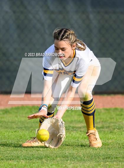 Thumbnail 3 in Bandys @ South Iredell photogallery.