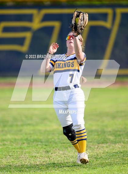 Thumbnail 2 in Bandys @ South Iredell photogallery.