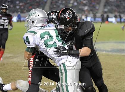 Thumbnail 1 in Centennial vs. De La Salle (CIF State Open Division Final) photogallery.