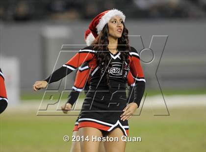 Thumbnail 2 in Centennial vs. De La Salle (CIF State Open Division Final) photogallery.
