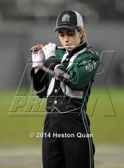 Thumbnail 3 in Centennial vs. De La Salle (CIF State Open Division Final) photogallery.