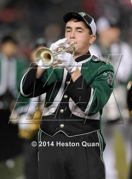 Thumbnail 1 in Centennial vs. De La Salle (CIF State Open Division Final) photogallery.