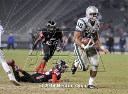 Thumbnail 3 in Centennial vs. De La Salle (CIF State Open Division Final) photogallery.