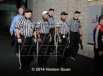 Thumbnail 1 in Centennial vs. De La Salle (CIF State Open Division Final) photogallery.