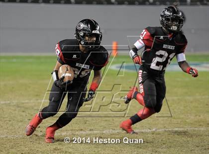 Thumbnail 2 in Centennial vs. De La Salle (CIF State Open Division Final) photogallery.