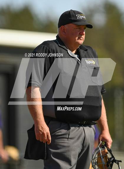 Thumbnail 3 in South Beauregard vs. Westlake photogallery.