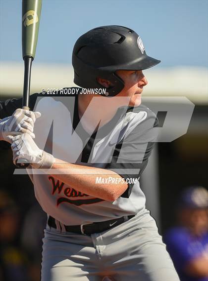 Thumbnail 1 in South Beauregard vs. Westlake photogallery.