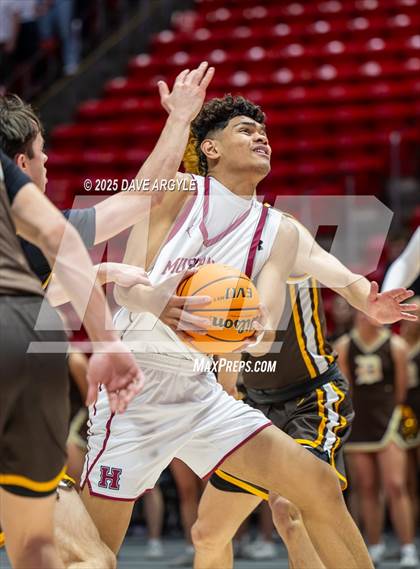 Thumbnail 1 in Davis vs. Herriman (UHSAA 6A Final) photogallery.