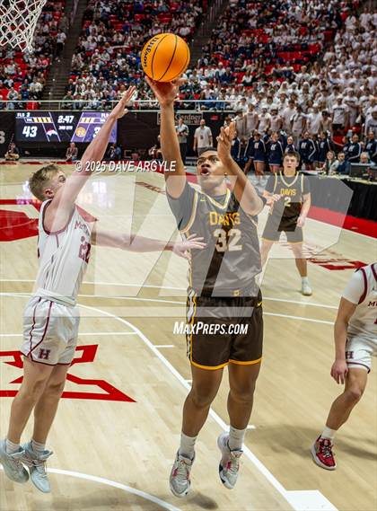 Thumbnail 3 in Davis vs. Herriman (UHSAA 6A Final) photogallery.