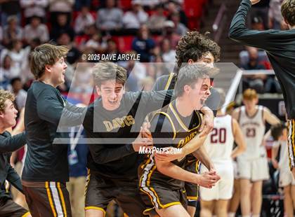 Thumbnail 1 in Davis vs. Herriman (UHSAA 6A Final) photogallery.