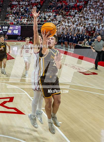 Thumbnail 3 in Davis vs. Herriman (UHSAA 6A Final) photogallery.