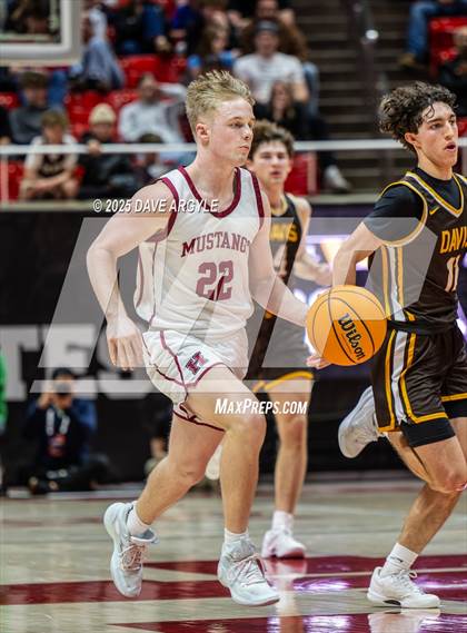 Thumbnail 1 in Davis vs. Herriman (UHSAA 6A Final) photogallery.