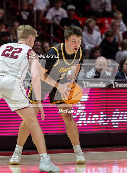 Thumbnail 3 in Davis vs. Herriman (UHSAA 6A Final) photogallery.