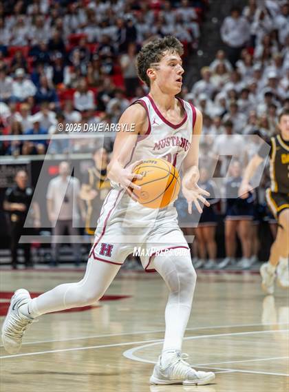Thumbnail 3 in Davis vs. Herriman (UHSAA 6A Final) photogallery.