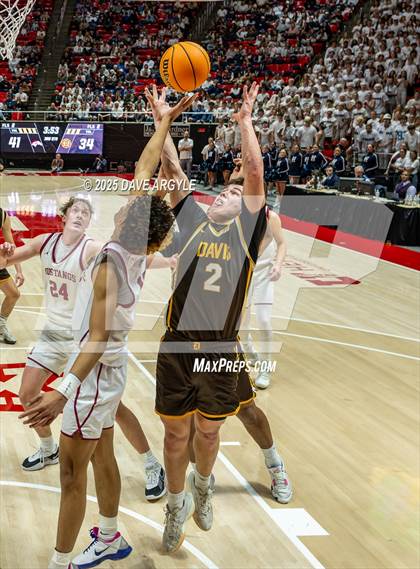 Thumbnail 1 in Davis vs. Herriman (UHSAA 6A Final) photogallery.