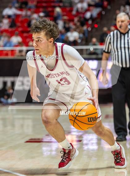 Thumbnail 3 in Davis vs. Herriman (UHSAA 6A Final) photogallery.