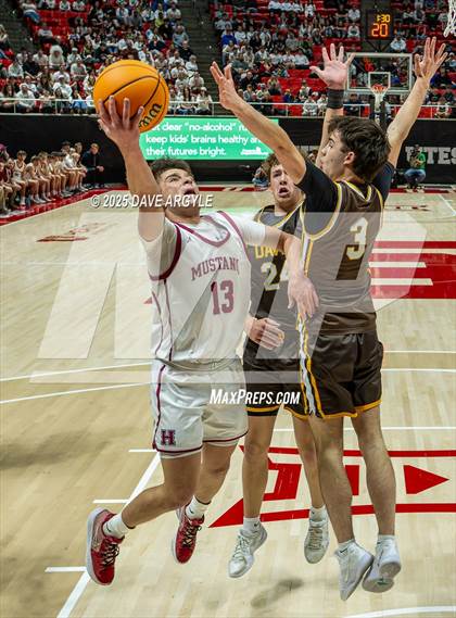 Thumbnail 2 in Davis vs. Herriman (UHSAA 6A Final) photogallery.