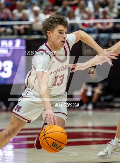 Thumbnail 1 in Davis vs. Herriman (UHSAA 6A Final) photogallery.