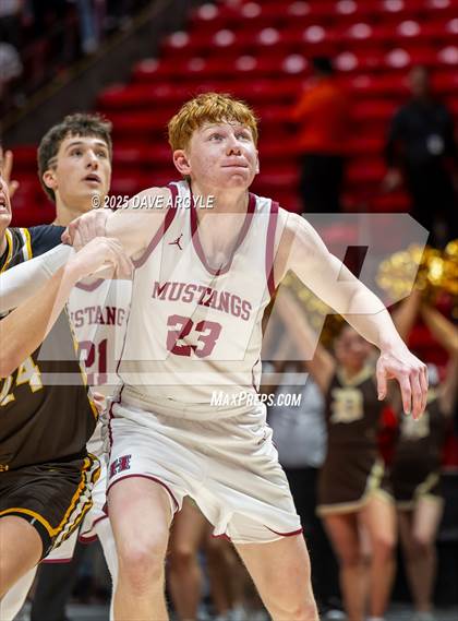 Thumbnail 3 in Davis vs. Herriman (UHSAA 6A Final) photogallery.
