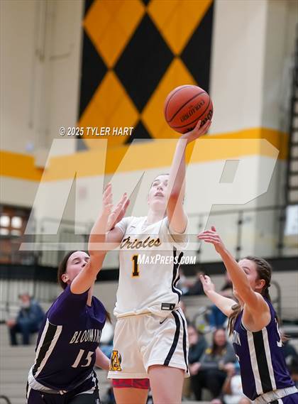 Thumbnail 1 in Bloomington South @ Avon photogallery.