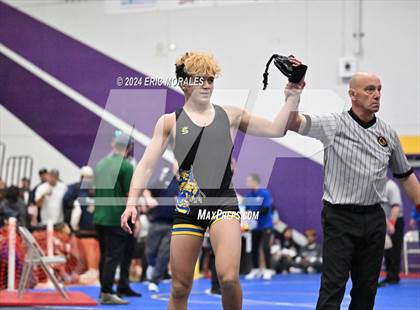 Thumbnail 3 in CIF SDS Masters Tournament photogallery.