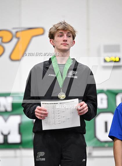 Thumbnail 2 in CIF SDS Masters Tournament photogallery.