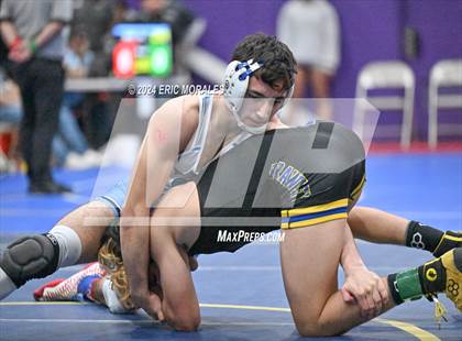 Thumbnail 1 in CIF SDS Masters Tournament photogallery.
