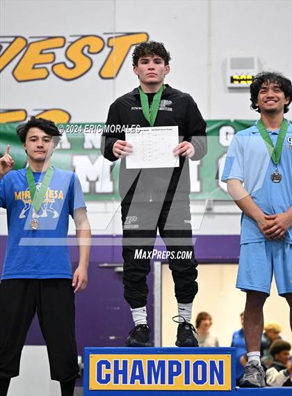 Thumbnail 3 in CIF SDS Masters Tournament photogallery.