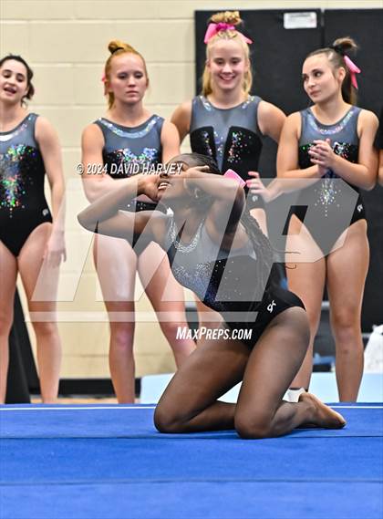 Thumbnail 2 in Lakewood Gymnastics photogallery.