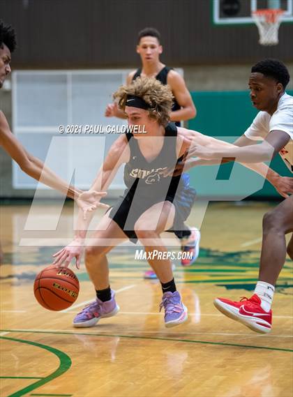 Thumbnail 3 in Nathan Hale vs South Medford (Hardwood Invite 1st Round) photogallery.