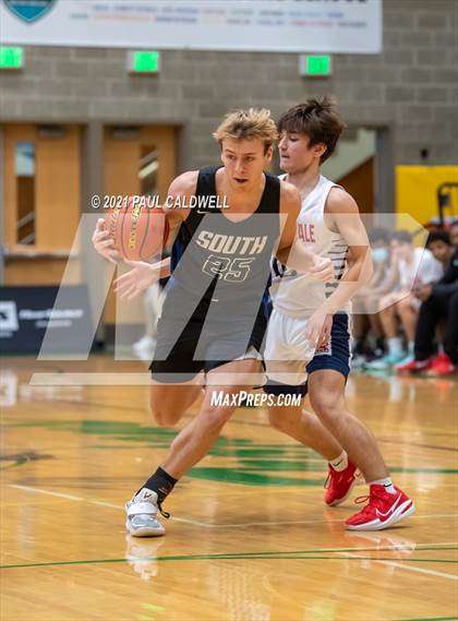 Thumbnail 1 in Nathan Hale vs South Medford (Hardwood Invite 1st Round) photogallery.