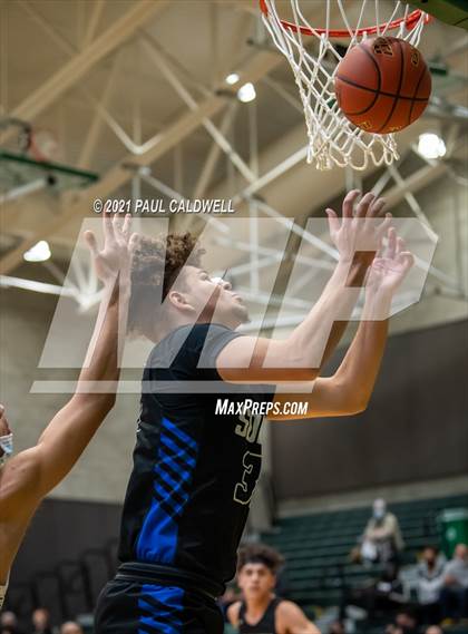 Thumbnail 2 in Nathan Hale vs South Medford (Hardwood Invite 1st Round) photogallery.