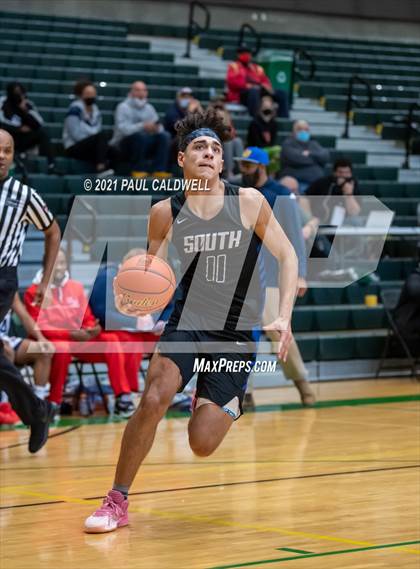 Thumbnail 3 in Nathan Hale vs South Medford (Hardwood Invite 1st Round) photogallery.