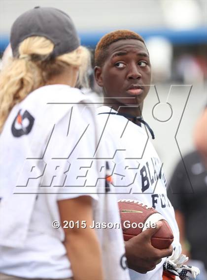 Thumbnail 2 in Blackman vs. Clay-Chalkville (Middle Tennessee Football Classic) photogallery.