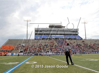 Thumbnail 3 in Blackman vs. Clay-Chalkville (Middle Tennessee Football Classic) photogallery.