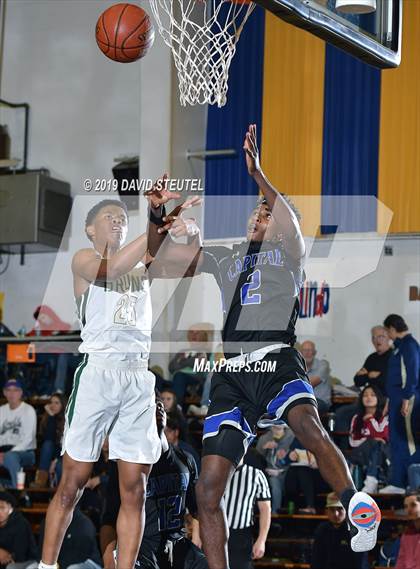 Thumbnail 2 in Capital Christian vs. St. Patrick-St.Vincent (Gridley Invitational) photogallery.