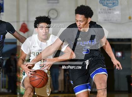 Thumbnail 3 in Capital Christian vs. St. Patrick-St.Vincent (Gridley Invitational) photogallery.