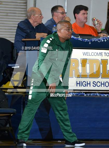 Thumbnail 3 in Capital Christian vs. St. Patrick-St.Vincent (Gridley Invitational) photogallery.