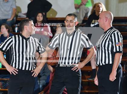 Thumbnail 2 in Capital Christian vs. St. Patrick-St.Vincent (Gridley Invitational) photogallery.